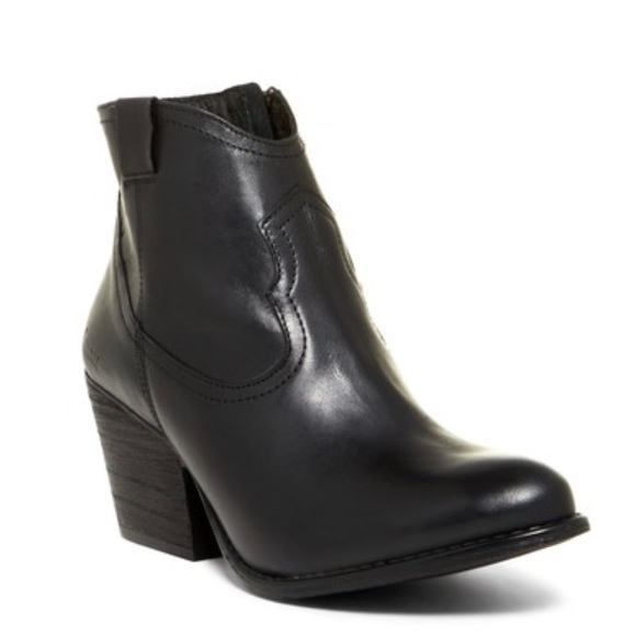 Western Boho Leather Cowboy Boots - Picture 6 of 7